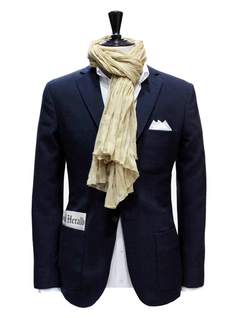 L'indispensable blazer bleu marine