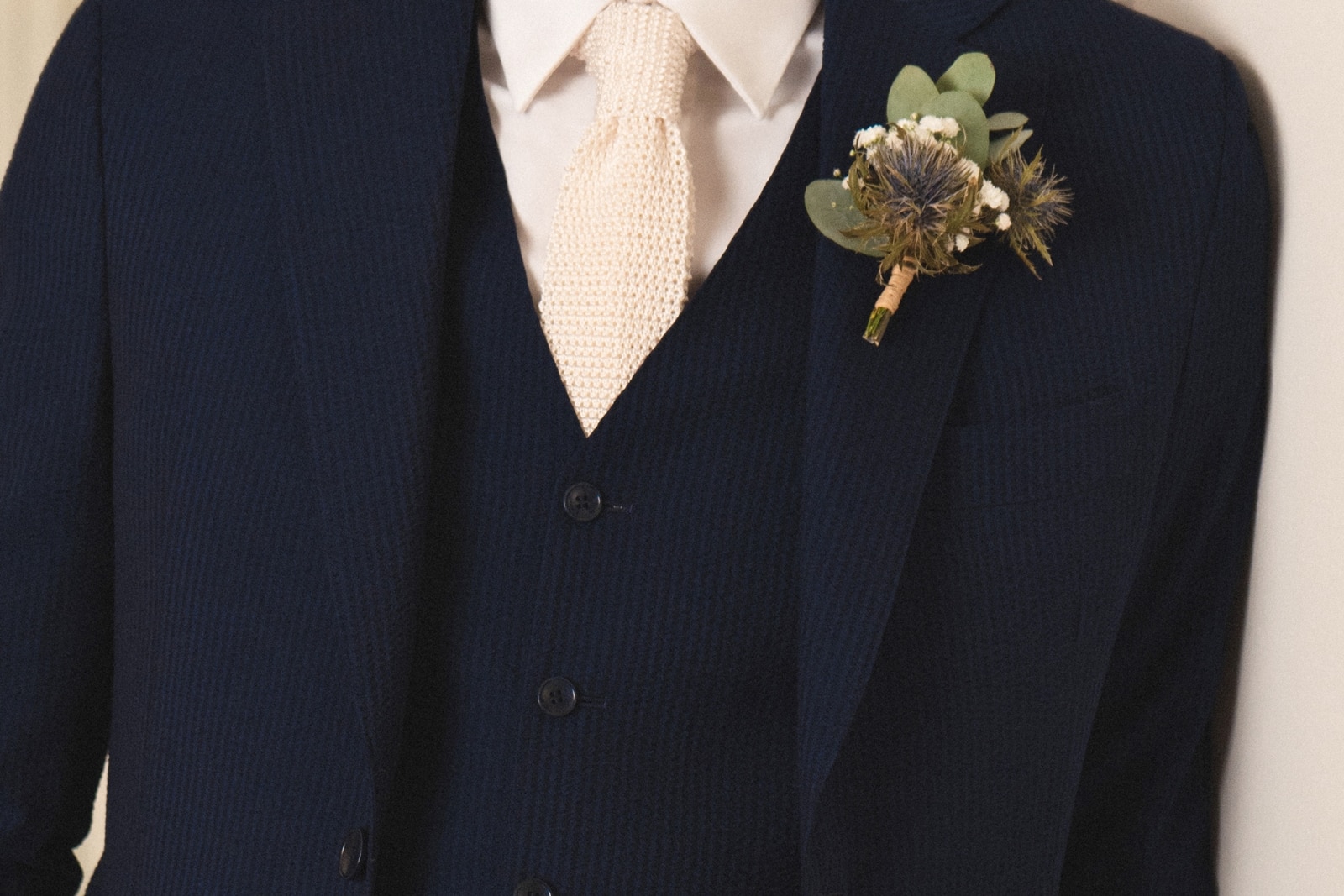 Tissu seersucker navy pour costume de mariage sur mesure