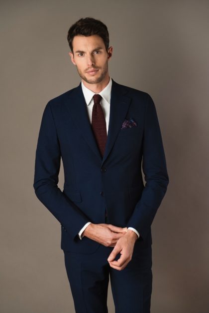 Comment choisir le costume parfait pour un mariage en tant qu&rsquo;invité