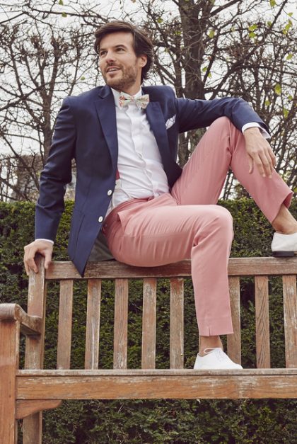 Un mariage bohème inoubliable : comment choisir le costume parfait