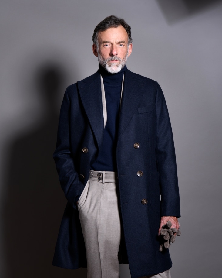 manteau long bleu sur mesure